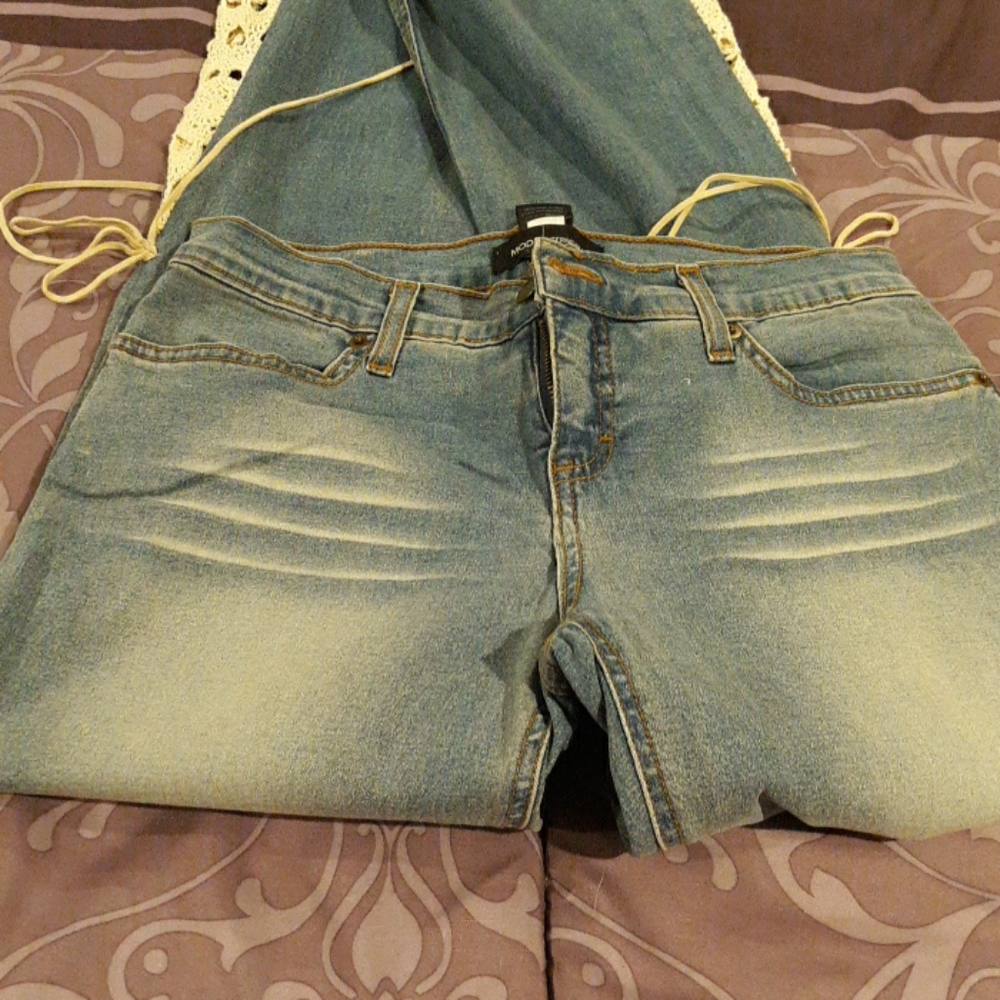 Jeans - Picture 4 of 8